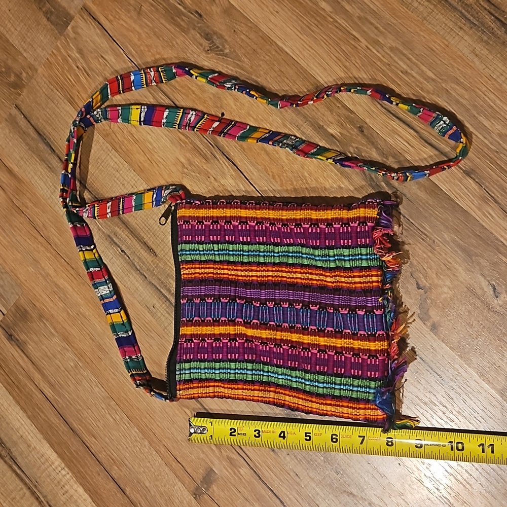 Vibrant Mexican crossbows purss